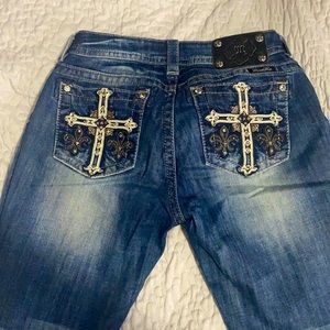 Women’s 28 Miss Me Jeans
